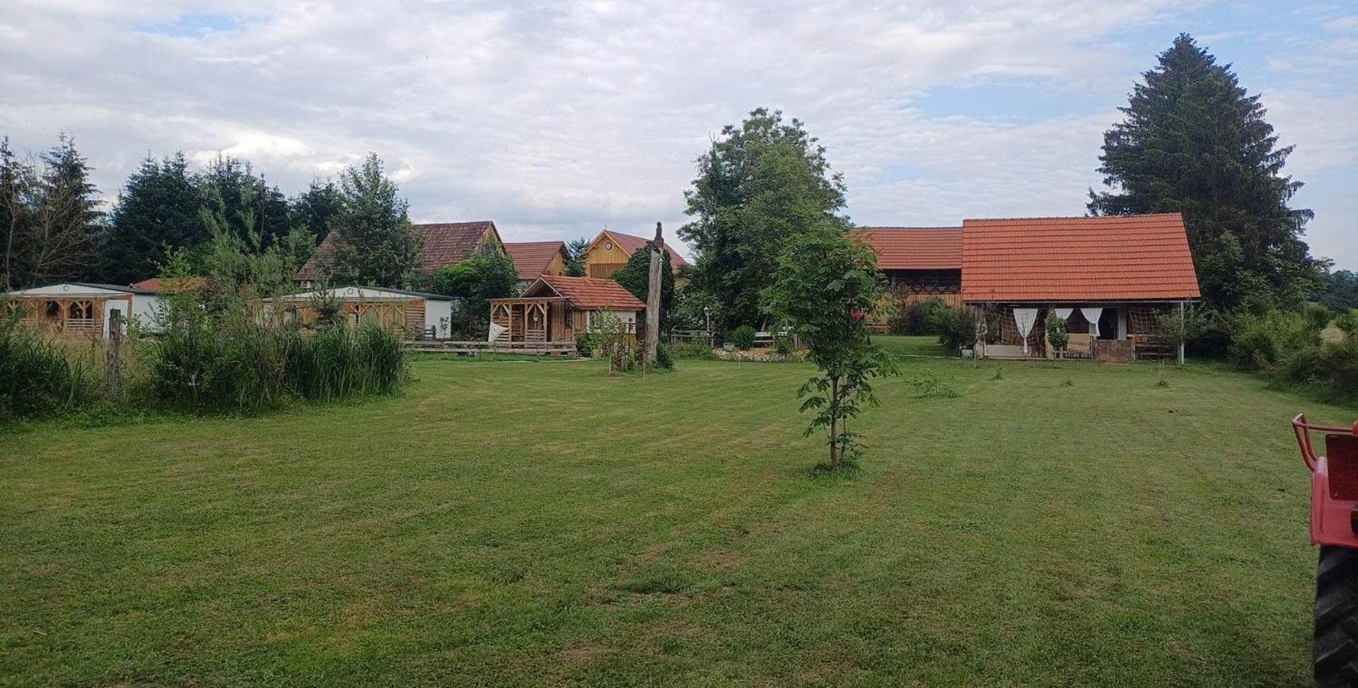 Edenski Vrt Ivancna Gorica Zewnętrze zdjęcie